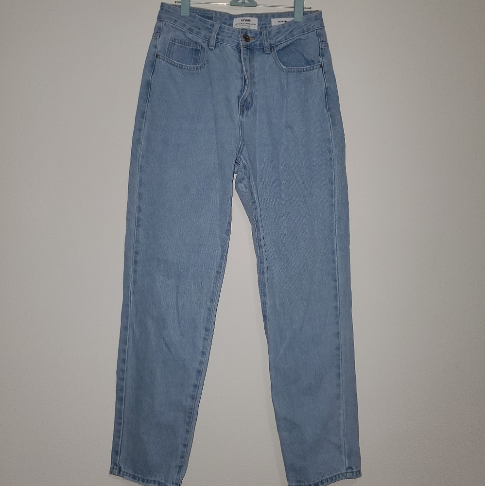 Cotton On Light Wash Mom Jeans 6